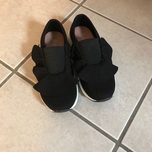 Girls black ruffle sneakers